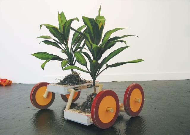 Futurefarmers, Photosynthesis Robot, 2003. Image credit: Created by Futurefarmers: Amy Franceschini, Michael Swaine, Dan Allende and Stijn Schiffelers. © 2003 Futurefarmers. Courtesy the artists.