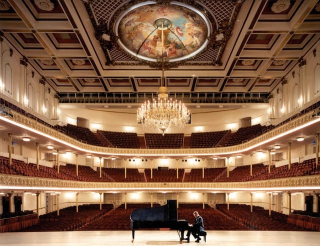 Springer Auditorium in Music Hall, Cincinnati (Photo courtesy Cininnati Symphony Orchestra)