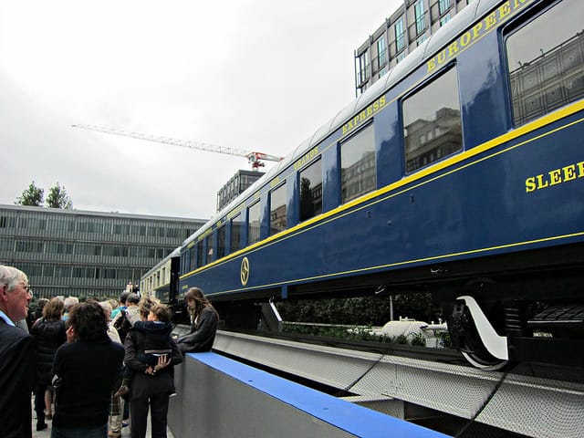 Waiting to board (photograph by the author)
