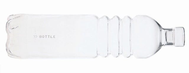 glass-water-bottles-xl