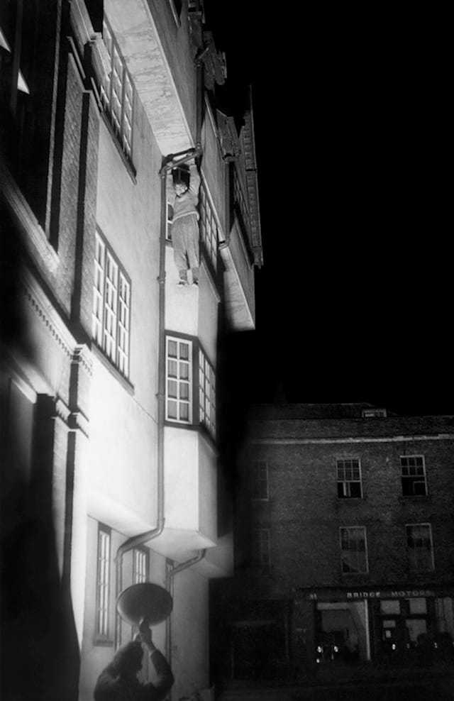 Thomas Mailaender: The Night Climbers of Cambridge