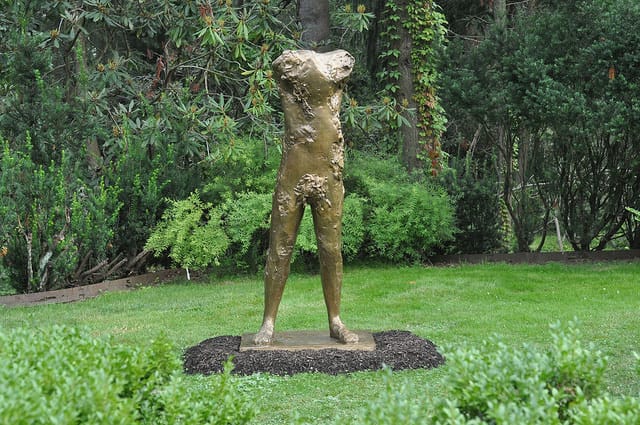 Ed Smith's "Amazon" (2013) is part of the Art in Nature exhibition at Greenwood Gardens in Short Hills, NJ (photo by the author for Hyperallergic)