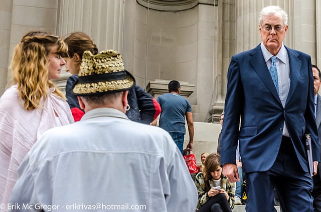 15195388572_3079b732bb_z