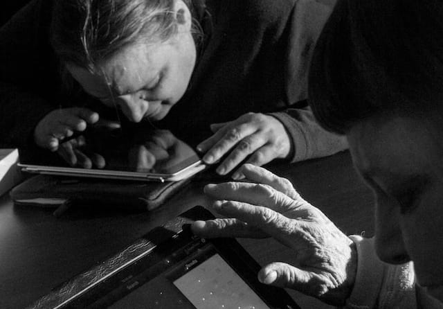 An image from Gaia Squarci's "Broken Screen" series