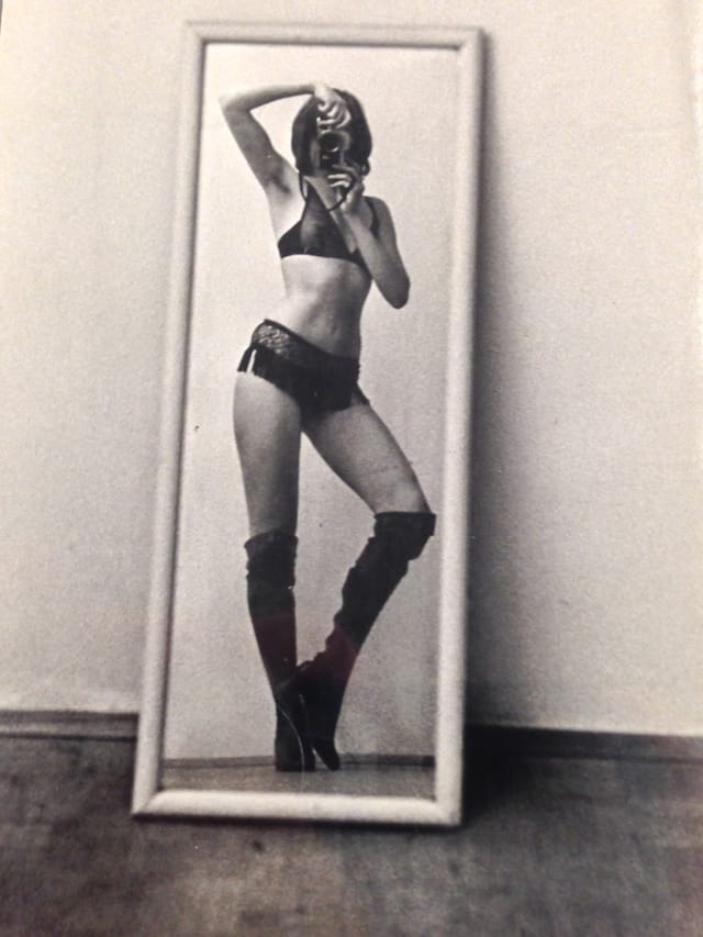Friedl Kubelka, "Pin Ups" (deail) (1971) (photograph by author)