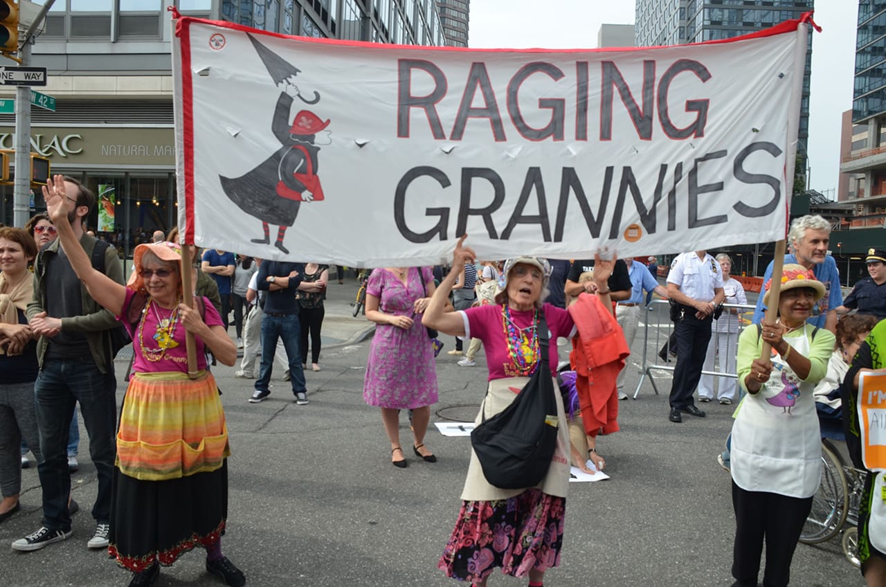 raging-grannies1280