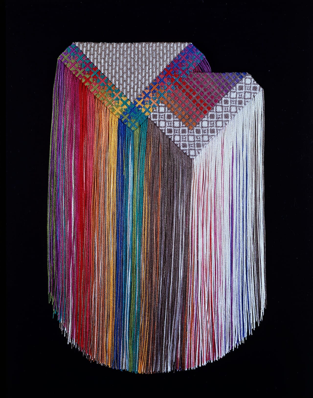 Diane Itter Southern Borders, 1982 Linen 15 1/2 x 10 inches 39.4 x 25.4 cm Museum of Arts and Design, New York Gift of Nancy and Richard Bloch, 1991 Photo by Eva Heyd ©Estate of Diane Itter