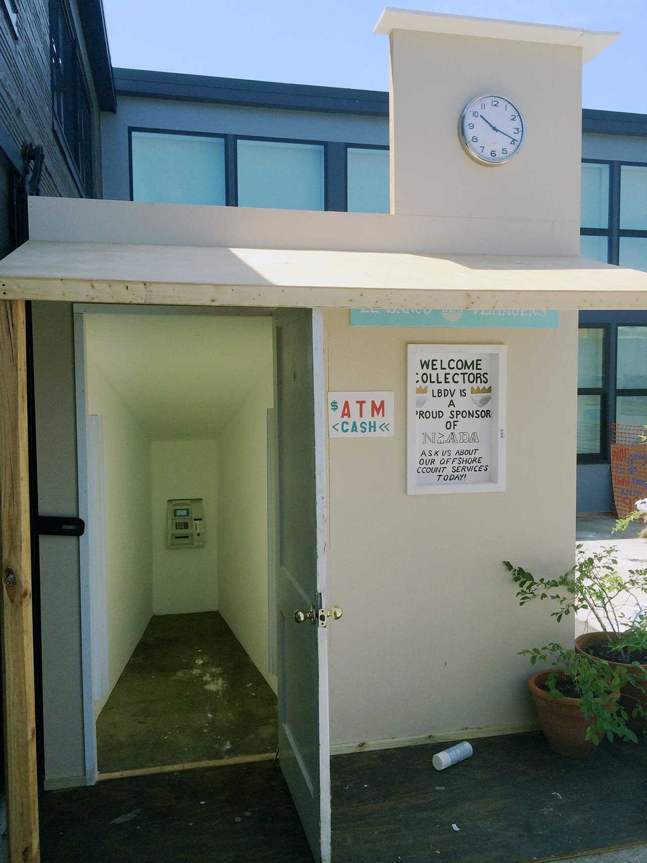 The town bank with its difficult to reach ATM (click to enlarge)