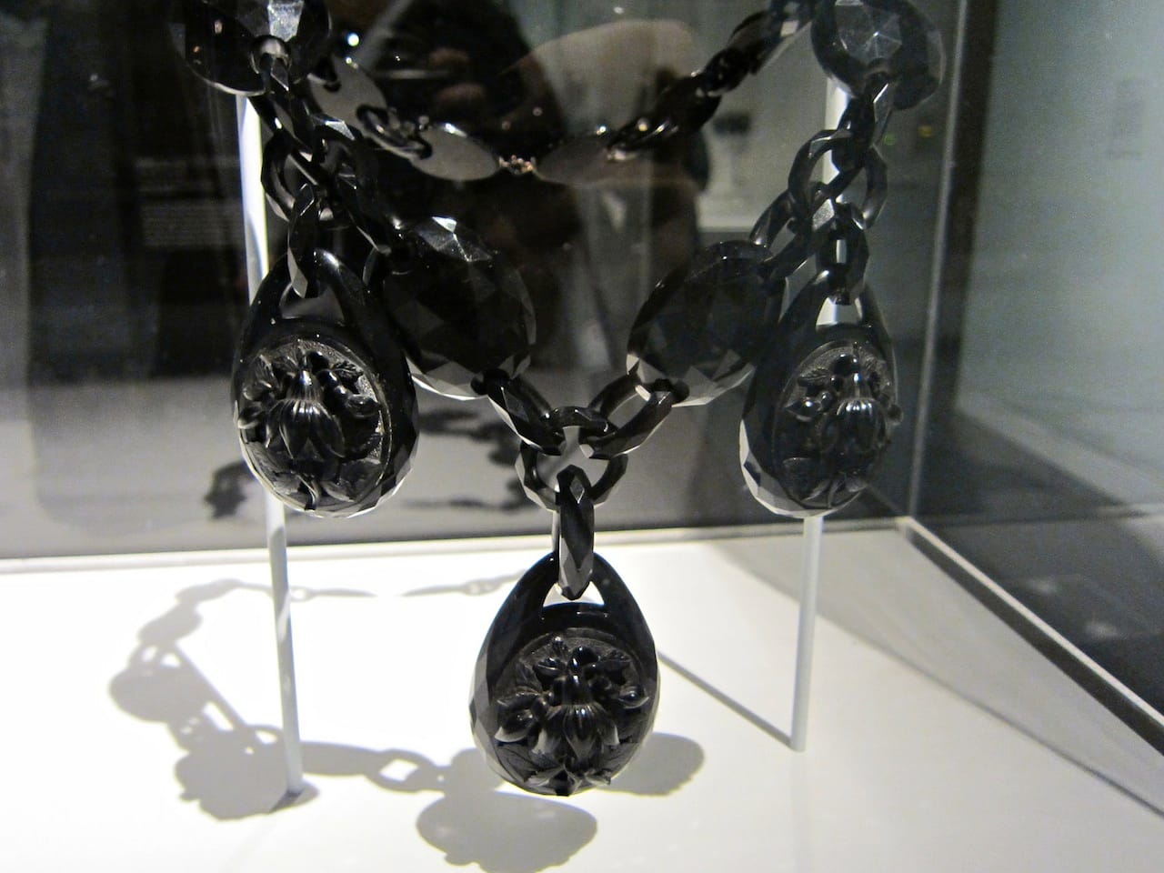 Death Becomes Her: A Century of Mourning Attire