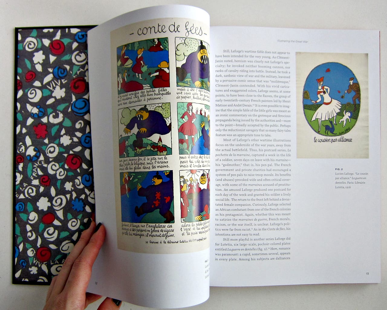 Inside "En Guerre," showing the endpaper (photograph of the book by the author for Hyperallergic)