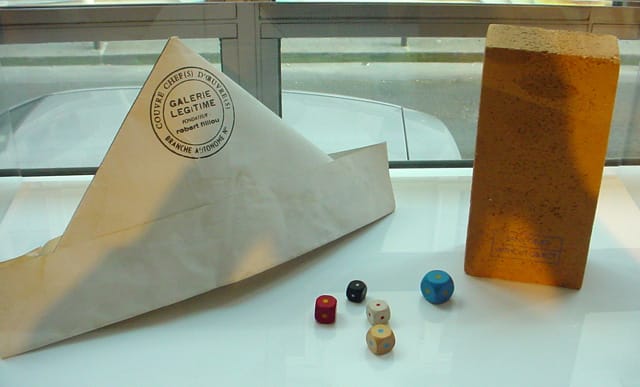 Filliou on display, including one of Filliou’s last works, “Eins. Un. One.” (1984)