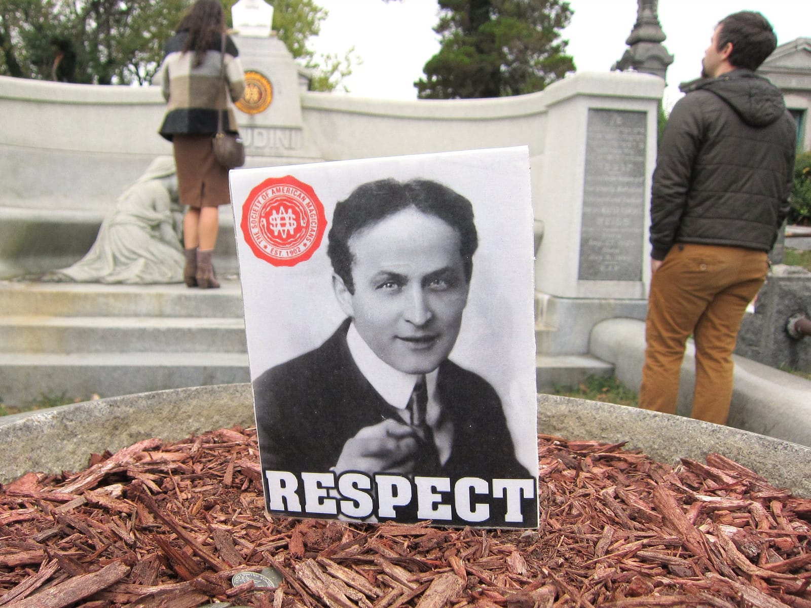 "Respect" sign from the Society of American Magicians at Houdini's grave