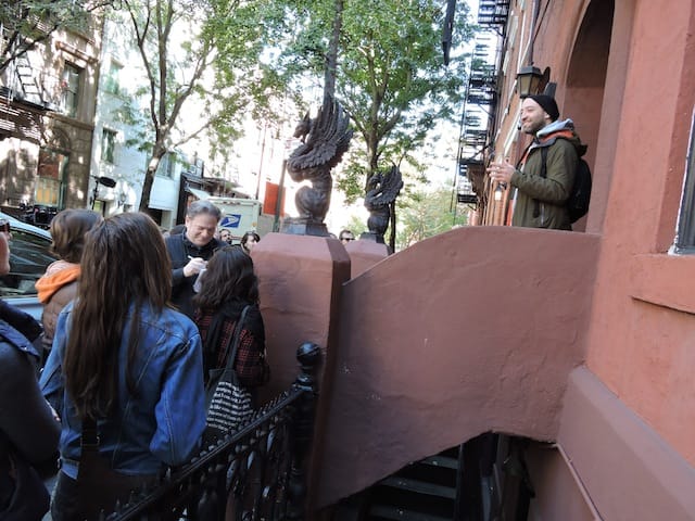 Sarah Schulman, "Favorites" Walk, organized by Elastic City (2014) (photo by author)