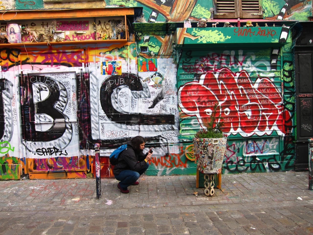 Rue Dénoyez (photo by themikebot/Flickr)