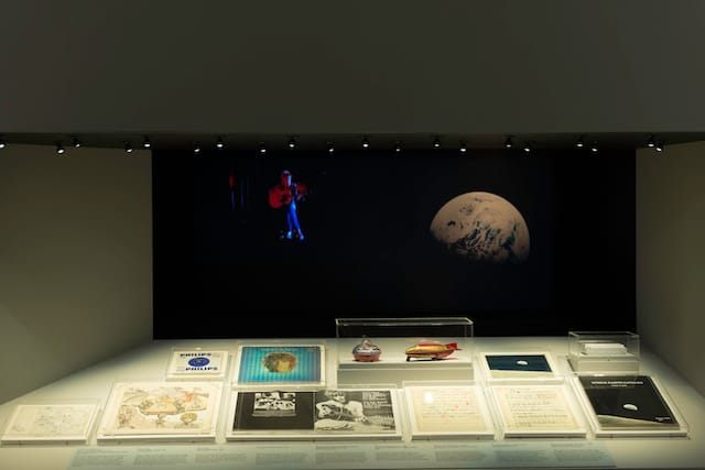 be9b2DavidBowie_20140919_033