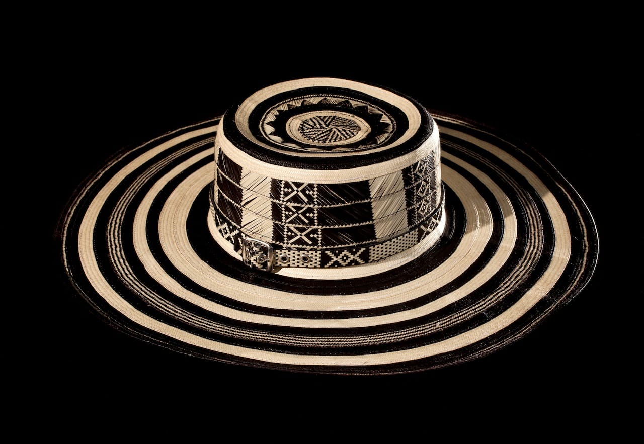 Medardo de Jesús Suárez. Vueltiao Hat, 2007. Natural and dyed strips of caña flecha, woven in bands and stitched. Tuchín, Córdoba, Colombia. Image Courtesy of Fomento Cultural Banamex, A.C.