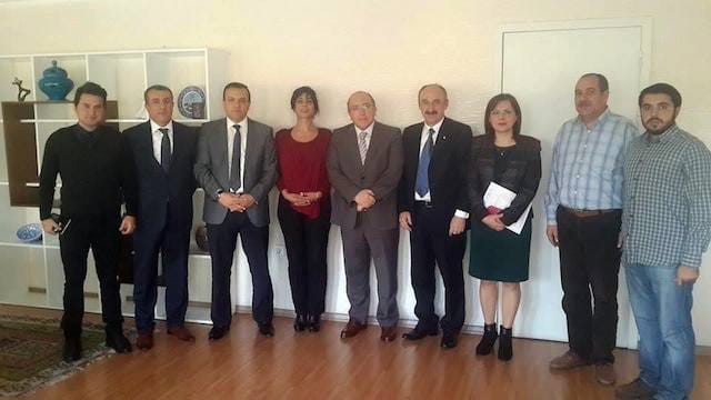 I've found a new photo - from the deferral of the hunger strike (Hızır İnan, Archaeologists' Employment Platform on Facebook, 6th November 2014: https://www.facebook.com/photo.php?fbid=10152906493984391&set=oa.345056015666608&type=3&theater).