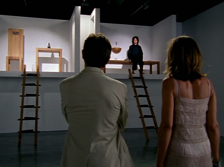 Abramović-ian performance art in a 'Sex in the City' episode