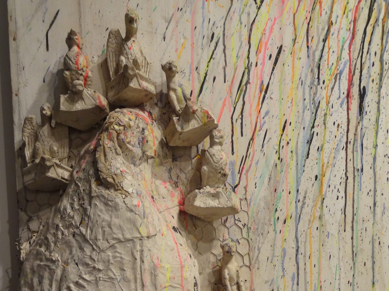 Detail of NIki de Saint Phalle, "Fragment de l'homme au facteur Cheval" (1962)