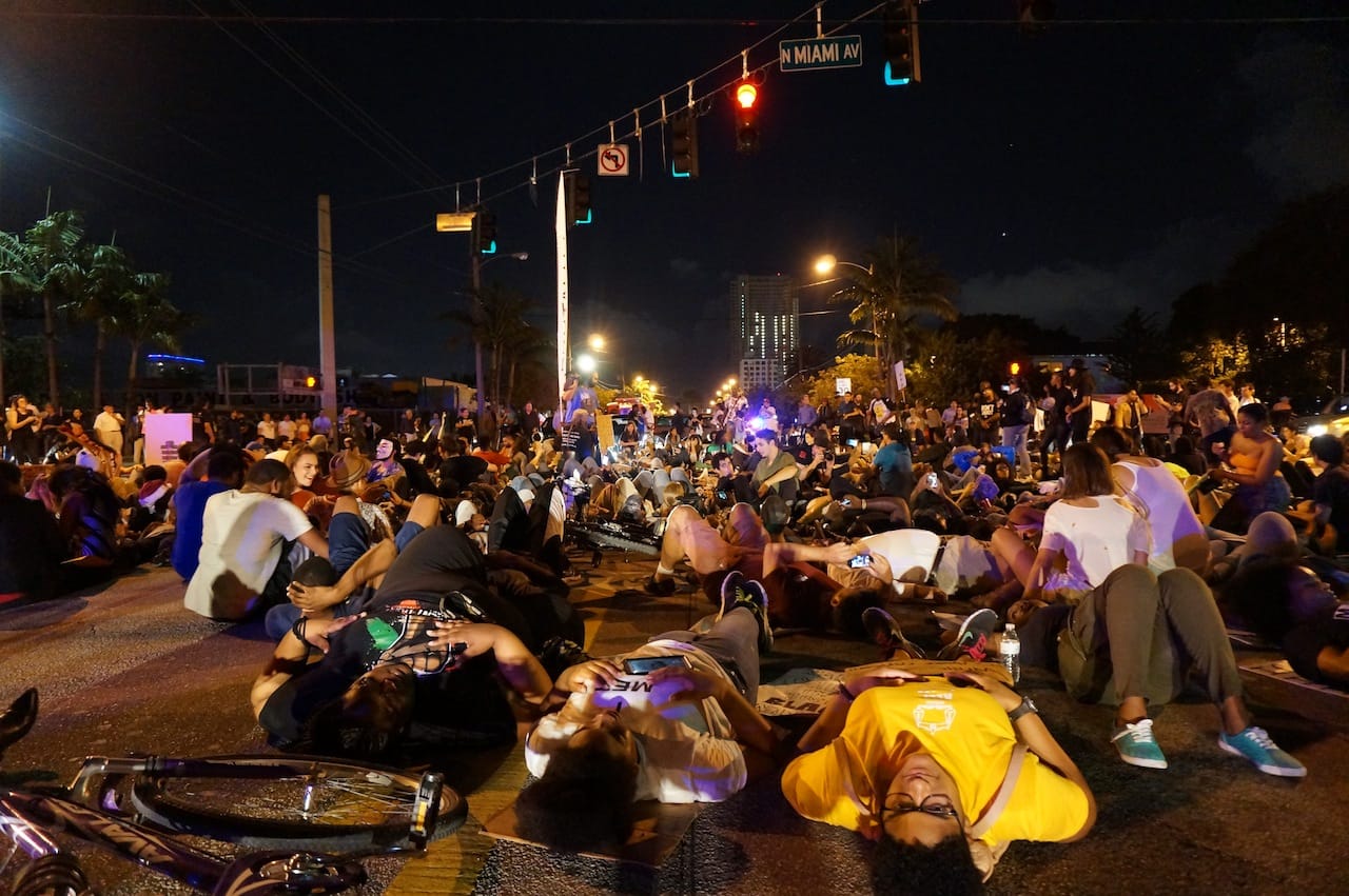 LIe-in at the corner of N Miami Blvd and 29th St