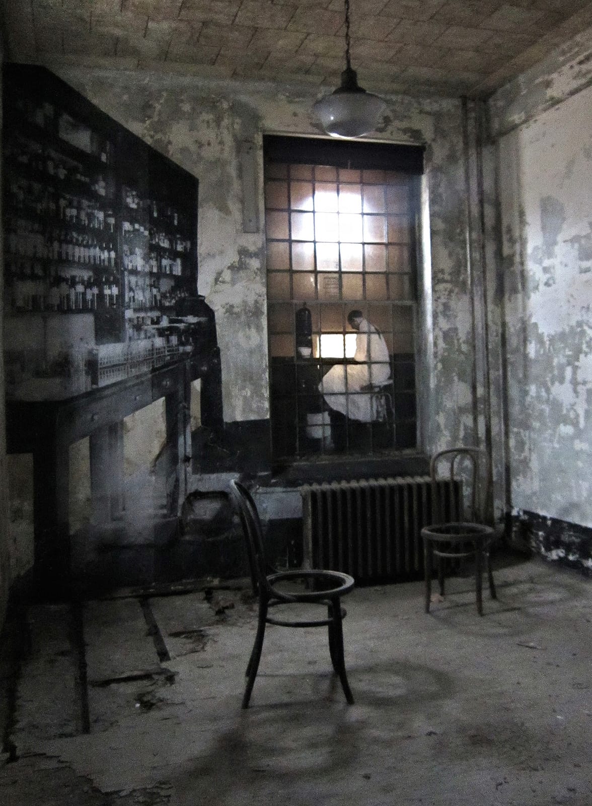 JR, “Unframed — Ellis Island"