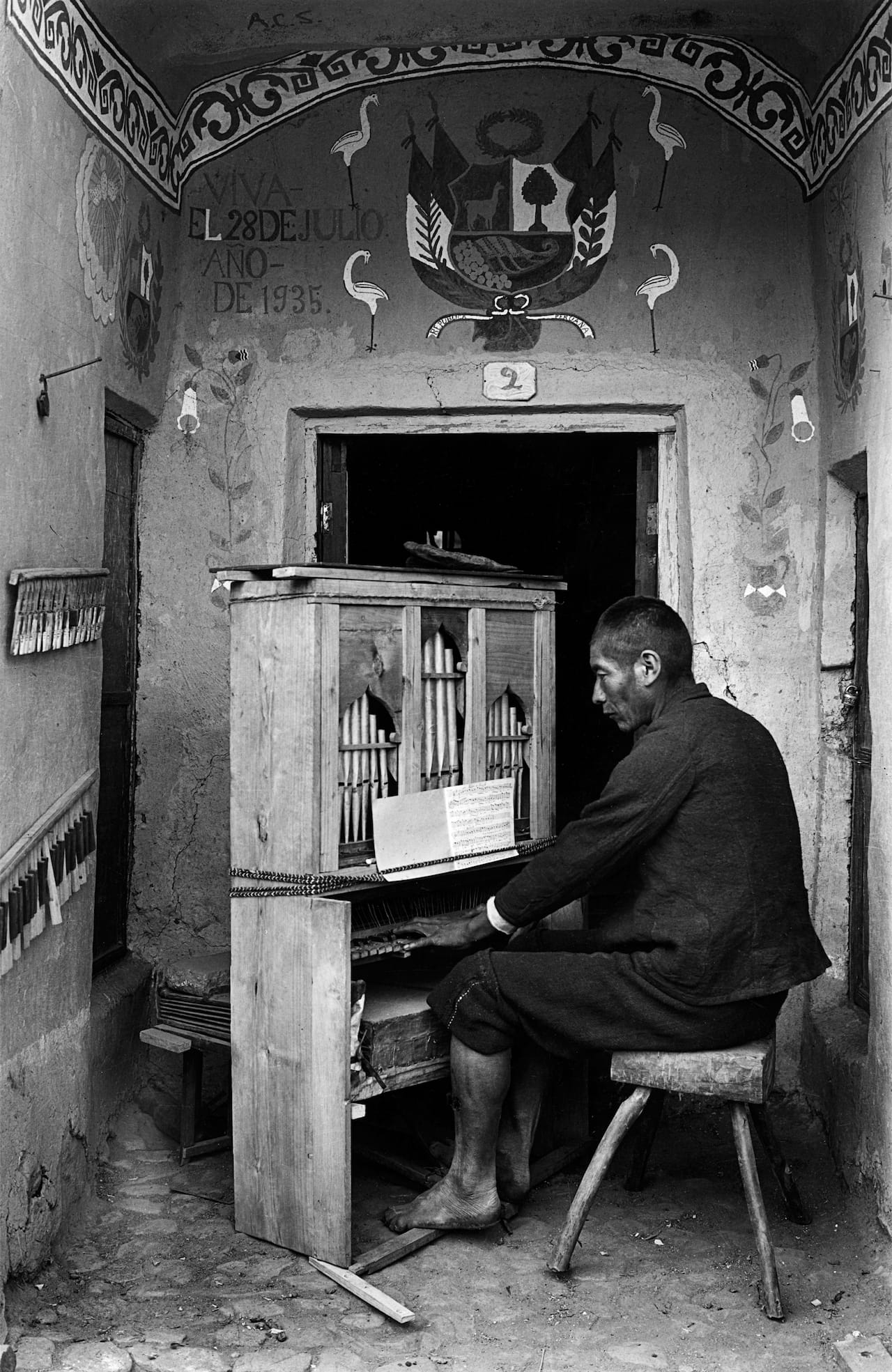 Organista na Capela de Tinta, Sicuani, 1935