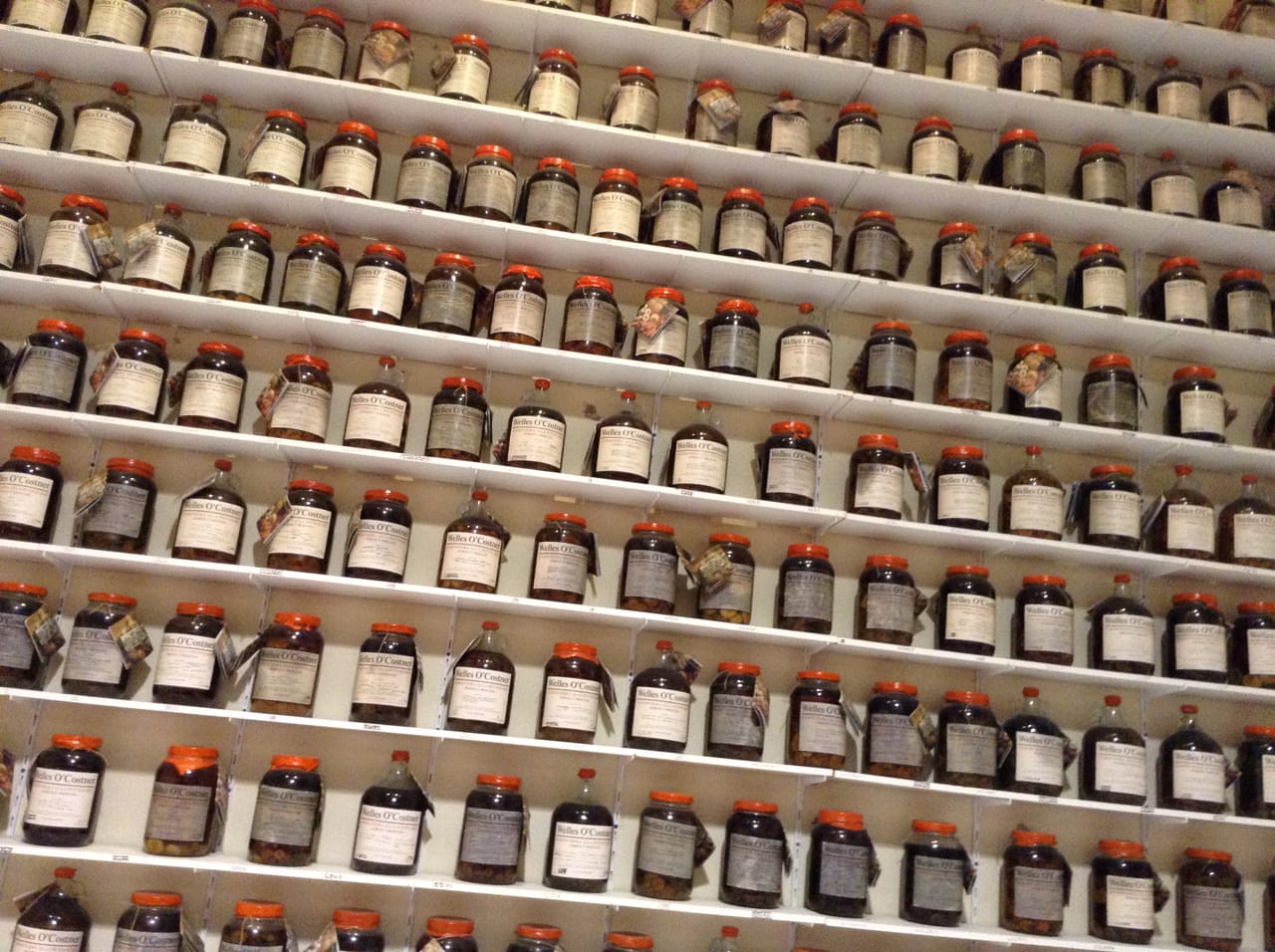 Jason Rhoades, "One Half Thousand Gallon Wall," from 'Costner Complex' (detail) (2001)