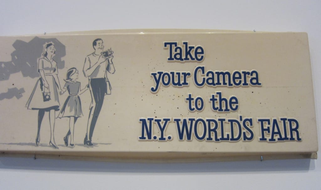 'That Kodak Moment: Picturing the New York Fairs' at the Queens Museum (photograph by the author for Hyperallergic)