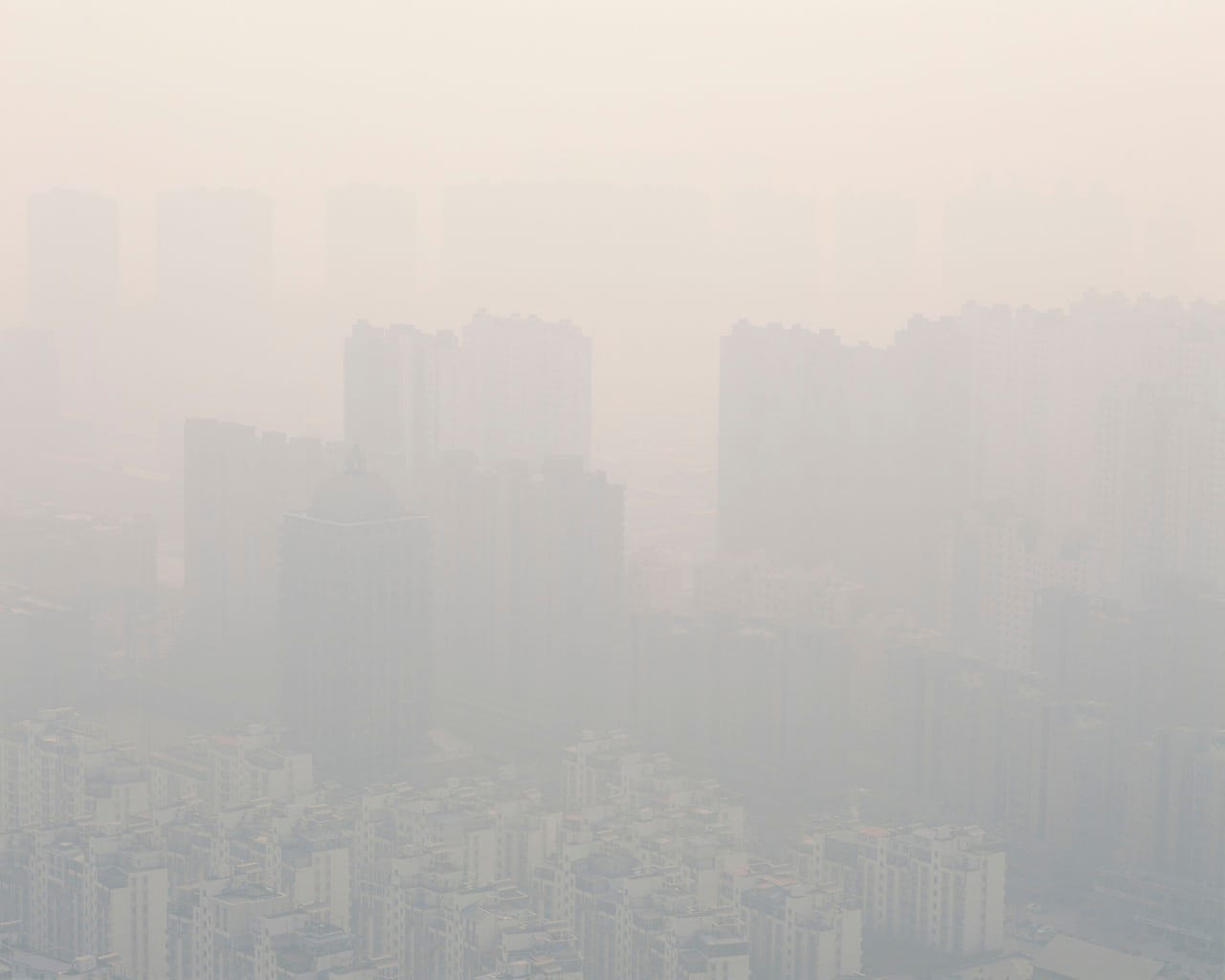 Benedikt Partenheimer, Shiziazhuang, Aqi 360, China 2014 (From the series “Particulate Matter”)