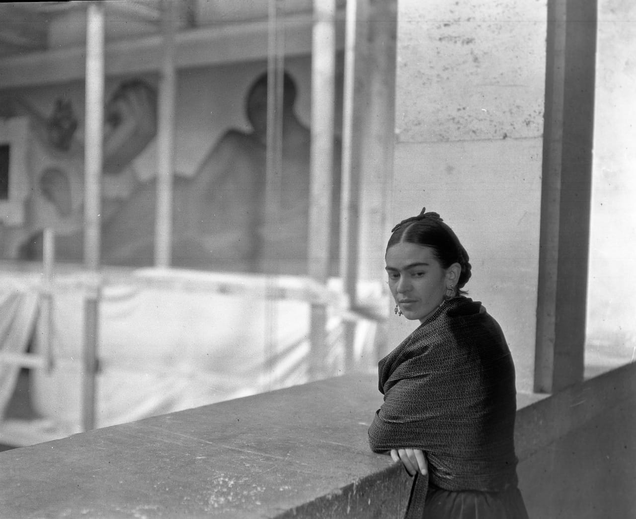 Frida on balcony overlooking Rivera Court
