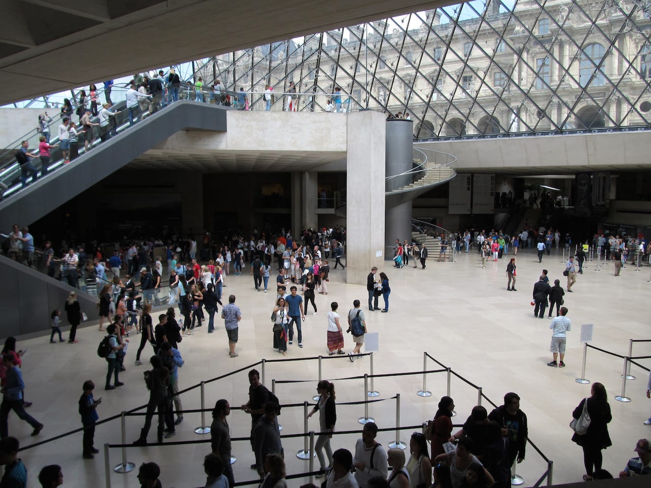 The lobby of the Louvre (photo by daryl_mitchell/Flickr)