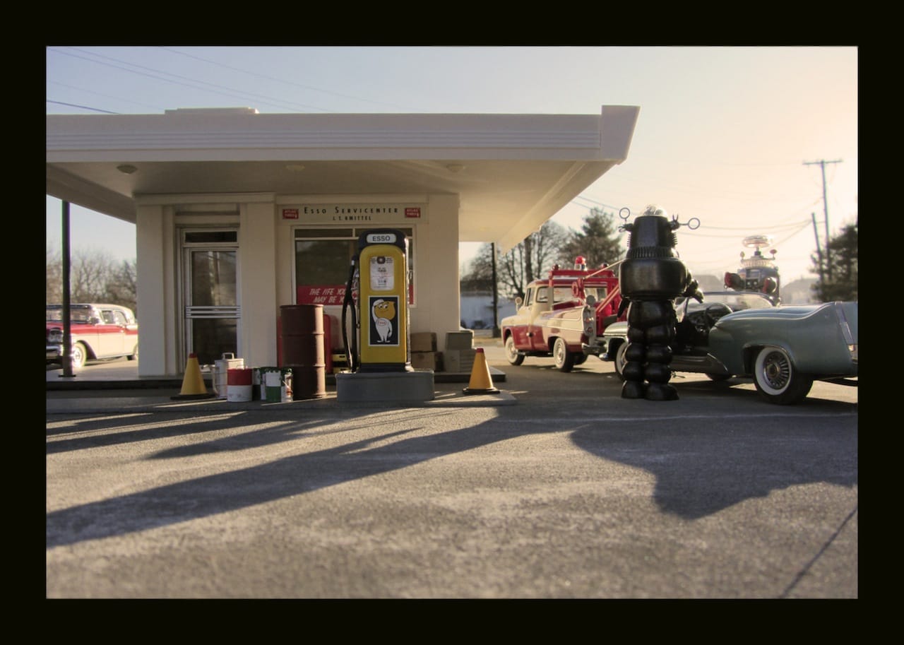 "When Robby's LeSabre broke down and was towed to the local service station, Gunter was the mechanic on duty. They immediately became fast friends. It wasn't until the early 60's that Gunter was discovered and was offered the part in the Lost in Space TV series."