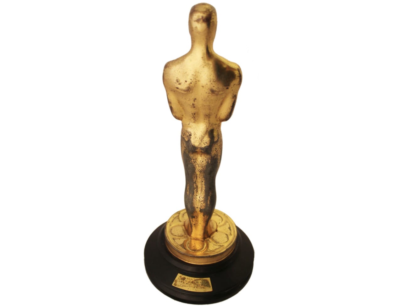 Oscar turning its back (via extravaganzi.com)