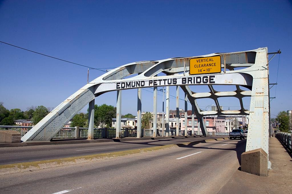 The Edmund Pettus Bridge in Selma, Alabama, in 2006 (photograph by Carol M. Highsmith, via Library of Congress)