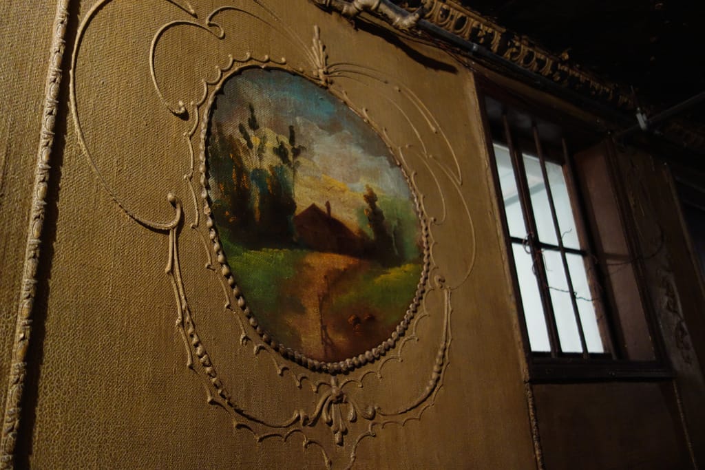 Detail of the first floor