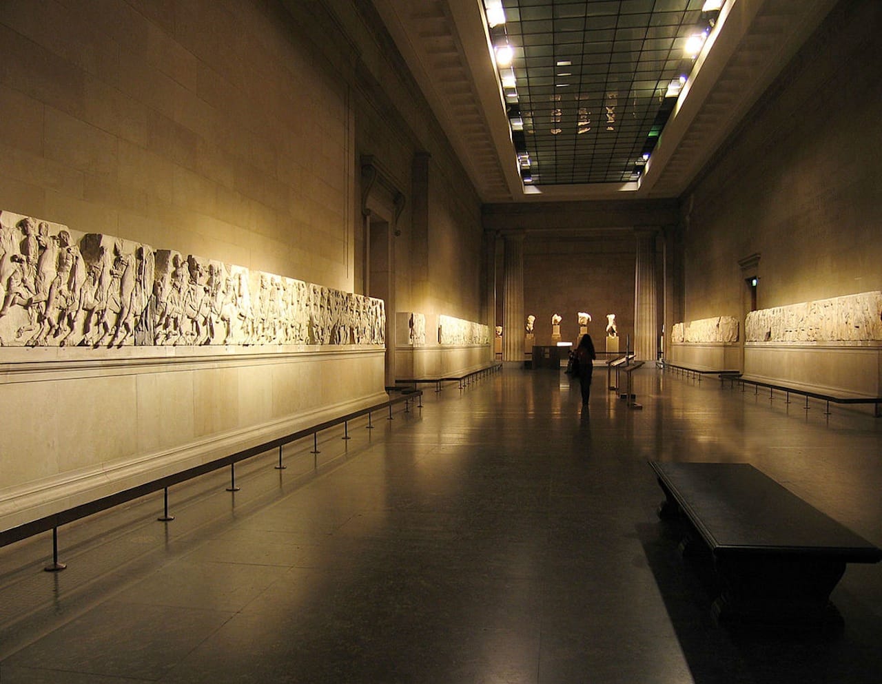 The Elgin Marbles at the British Museum (Image courtesy Andrew Dunn, Wikimedia) 
