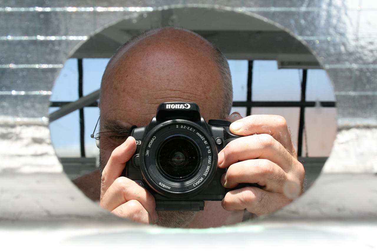 Hodgson reflecting (all images courtesy Clive Hodgson)