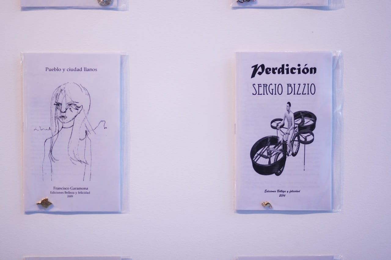 Francisco Garamona, "Pueblo y ciudad llanos" (Plain people and city). Sergio Bizzio, "Pedrición" (Perdition.) Printer paper, dimensions unavailable.