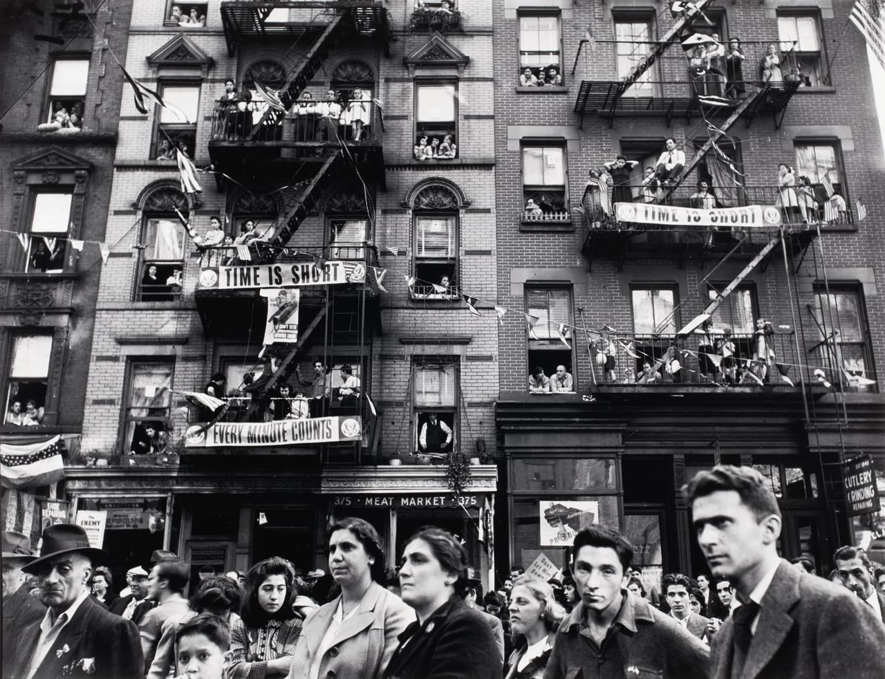 Weegee, "Time Is Short" at 375 Broome Street between Mott & Mulberry (1942)