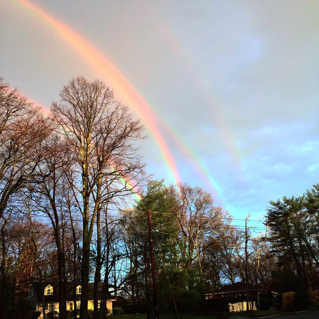 A rare quadruple rainbow was captured by Amanda Curtis of Staten Island (via @amanda_curtis)