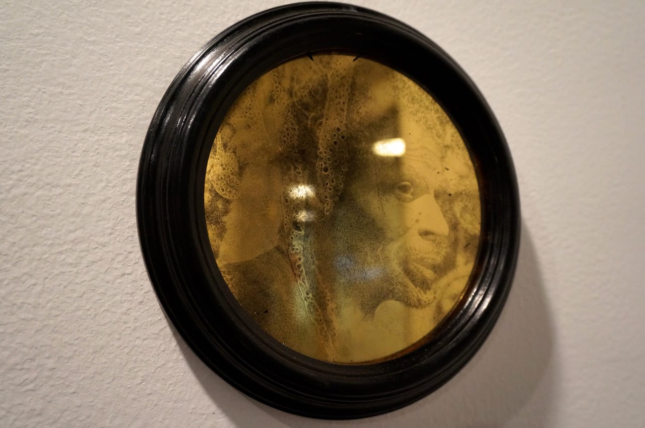 Anne Peabody, "For Kelly" (2015), drawing on 14k gold leaf on glass, hand-turned and finished wooden frame (all photos by the author for Hyperallergic)
