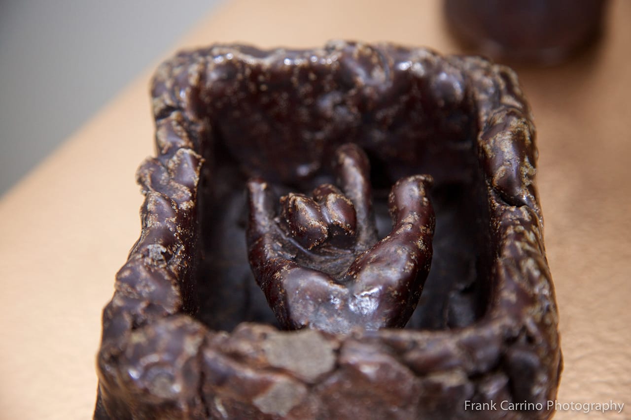 Martin Wong, "Untitled" (c. 1968–71), salt-fired stoneware (courtesy Collection of Bob Schultze and Sonja Schultze-Huff, Eureka, California) (all images courtesy CCA Wattis Institute of Contemporary Arts)