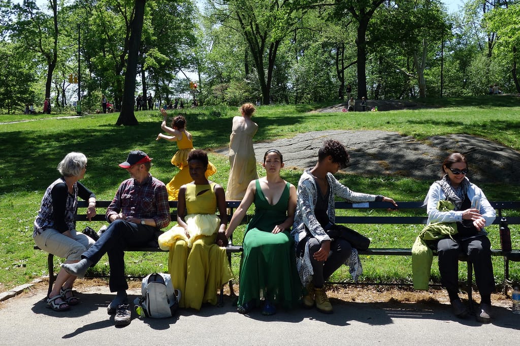 Lauri Stallings + glo performing "And all directions, i come to you" 