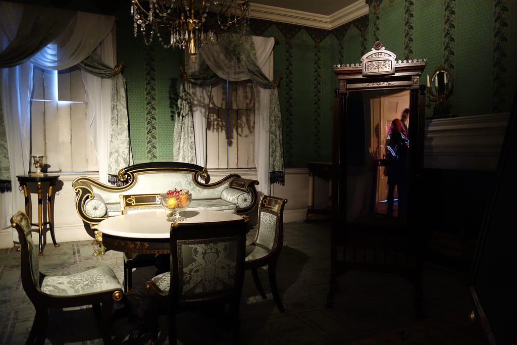 Yinka Shonibare MBE: 'Colonial Arrangements' at Morris-Jumel Mansion