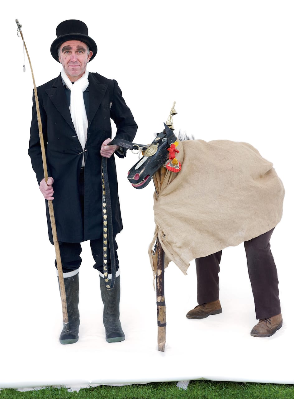 Peter Paul as Bill, Wagoner, and Simon Lane as ‘Orse (Dobbin) at the Hoodening, St Nicholas-at- Wade, Kent (© 2015 Henry Bourne)