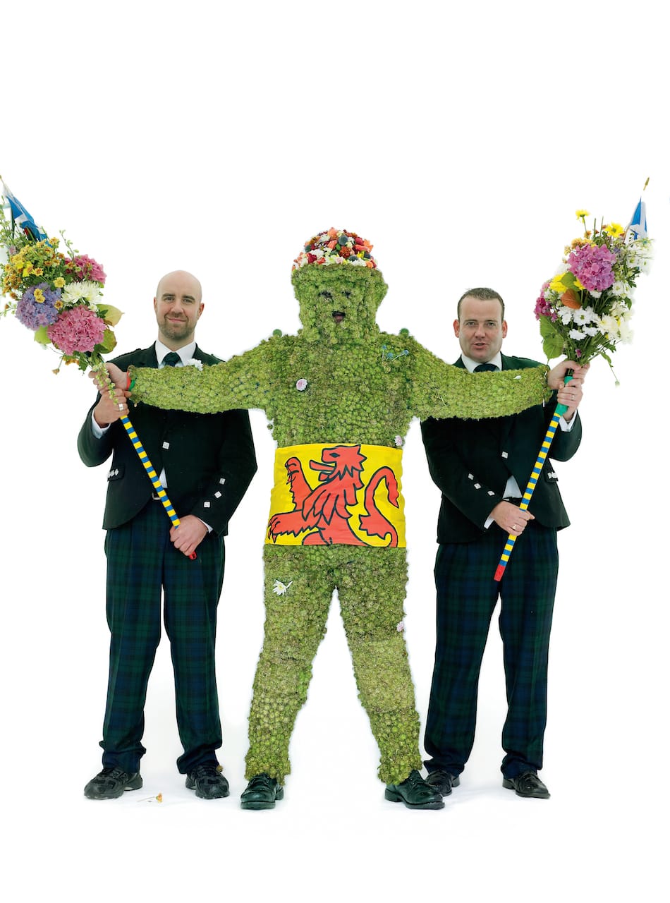 John Nicol as The Bury Man, George Topping and Steven Cannon as Attendants at South Queensferry, Edinburgh, Scotland (© 2015 Henry Bourne)