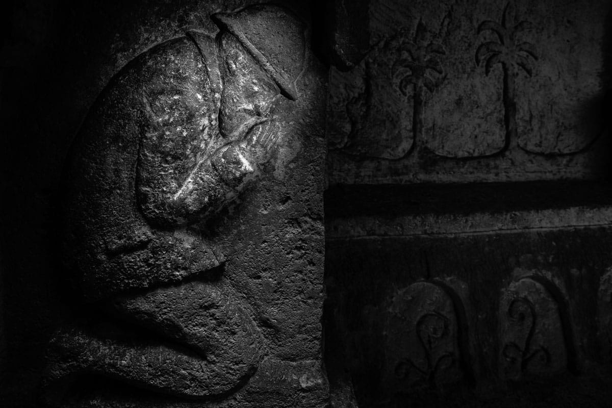 By pressing the download button, I acknowledge consent to the terms of this license (see below) .                                                                          Photographed January 22,2014.  Picardy, France.                                        Copyright © 2014, Jeffrey Gusky  All Rights Reserved.         Image Description: Sculpture of French soldier praying                                                                                                                            Terms Of Use: These photos are for one-time use before January 1, 2015, limited to professional media outlets and blogs, in connection with an accompanying story about Jeffrey Gusky, his work and WW1-related discoveries. Stories appearing during the license period may be archived online by the media outlet or blog who published the story. This image is a low resolution version of the original. Higher resolution images are available by special arrangement with the artist. This image may not be modified and may not be used commercially except with a commercial license. This image is not available under any Creative Commons license. Copyright (c) 2014 Jeffrey Gusky. All Rights Reserved. Jeffrey Gusky, c/o attorney at P.O. Box 2526, Addison, TX 75001-2526. photos@jeffgusky.com .