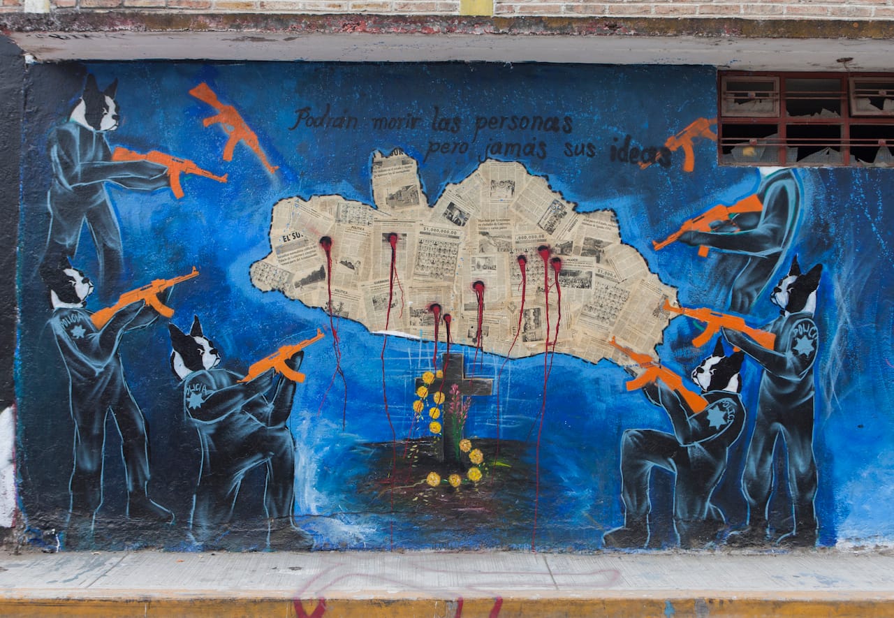 A mural in the nearby town of Tixtla shows the State of Guerrero riddled with bullet holes, and says "They can murder the people, but never their ideas."