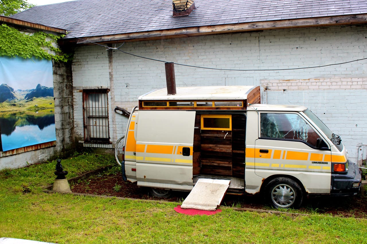Popps Mobile Sauna, with a view of the Alps.