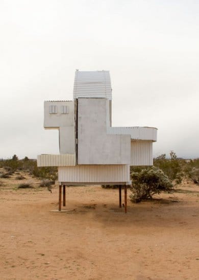 Noah Purifoy, Ode to Frank Gehry, 1999, Noah Purifoy Foundation, Joshua Tree, © Noah Purifoy Foundation. Photo by Agnes Stauber (via lacma.org)